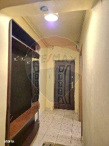 Apartament cu 4 camere în zona Central
