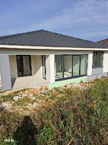 Casă semifinisată plan parter Paleu 3dormitoare,2 băi,bucătărie+living