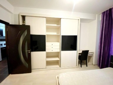 Inchiriez Ap 2 camere, Chiajna, Str. Rezervelor 89, prima pe dreapta