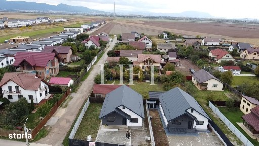 Casa de 4 camere, 93mp utili, Tarlungeni - Cartier izvor