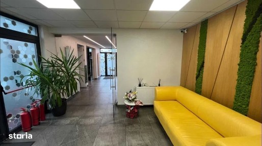 Imobil de vânzare - Pretabil pentru clinică medicală