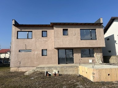 Vanzare casa 5 camere, in Stejnicu, la 3 km de Ploiesti