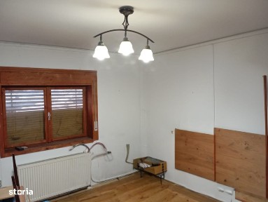 OPORTUNITATE! Apartament 3 camere de vanzare