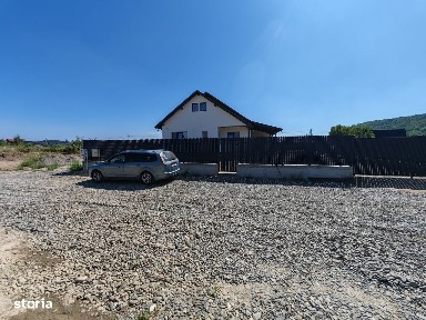 Casa la cheie, 3 camere, Hemeius.