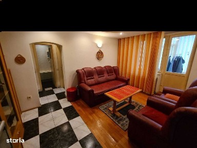 Apartament 3 camere Craiovei, et 2/4