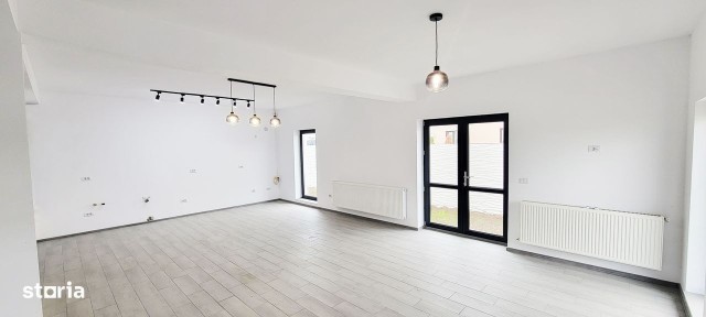 Casă nouă, 4 camere, poziție excelentă,Carol I, Slatina