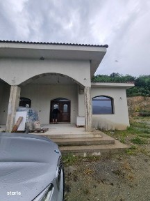 De vanzare casa deosebita clisura Dunarii