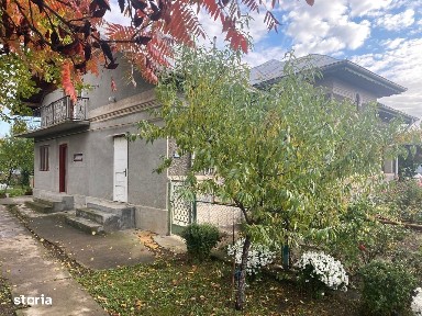 Vanzare casă cu teren generos în Săcueni, la 15 minute de Târgoviște