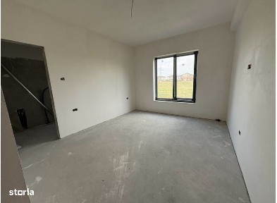 Duplex cu 3 camere in Mosnita Noua
