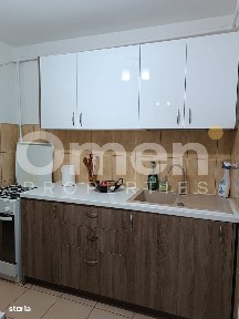 Apartament cu 3 camere decomandate, si garaj optional, zona Macului