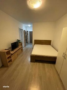 Garsoniera de vanzare / Militari