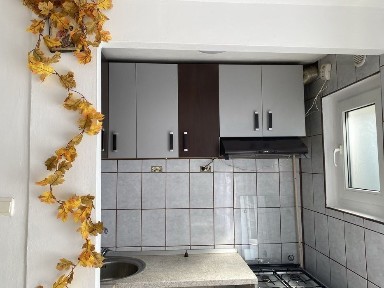 Inchiriez apartament cu 1 camera