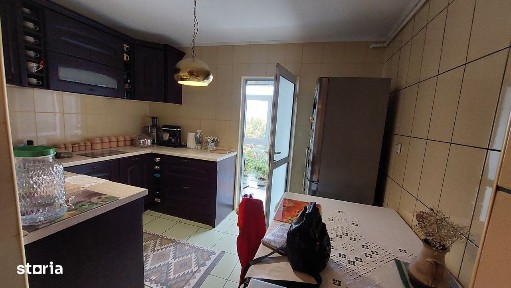 Vand Super Apartament 3 camere etaj 3 Centru Robea mobilat utilat