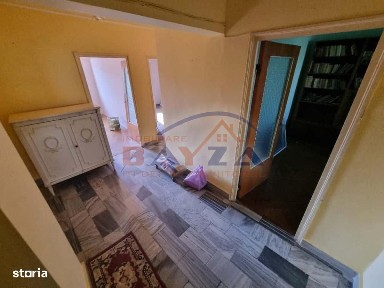 Bulevardul Traian zona Ursus | Apartament 4 camere decomandat, 80 mp