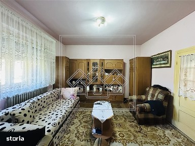 Casa individuala, cu teren mare de 1075 mp, zona Turnisor