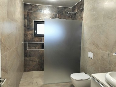 Casa modernă (nouă) de Vânzare construcție 2023, Lazuri