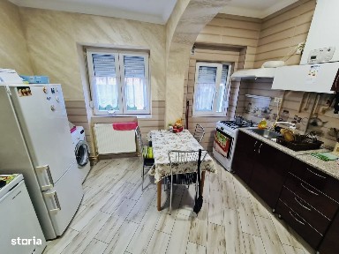 Apartament 3 camere in Asociatie,malu Muresului
