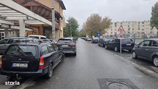 Inchiriez spatiu comercial in Deva, zona Dacia (in spatele scolii)