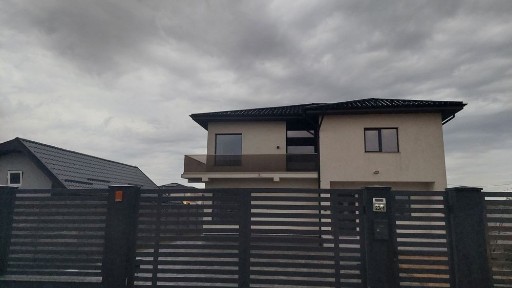 Casa de vânzare platoul streharet