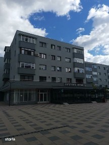 Vand apartament in centru Rovinari 4 camere