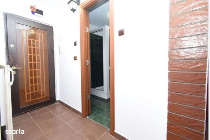 Inchiriez garsoniera decomandata b-dul 1 mai ciuperca