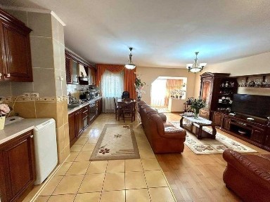 Proprietar Vând apartament 3 camere