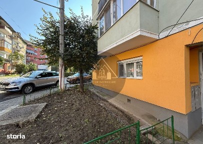 Apartament 3 camere, Medias