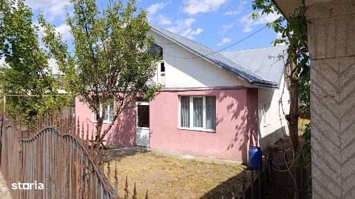 casa cu teren generos