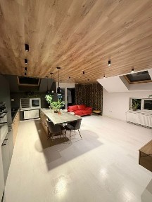 Inchiriez apartament in Florești