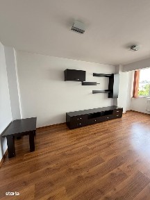 Apartament cu 3 camere decomandate, G. Enescu