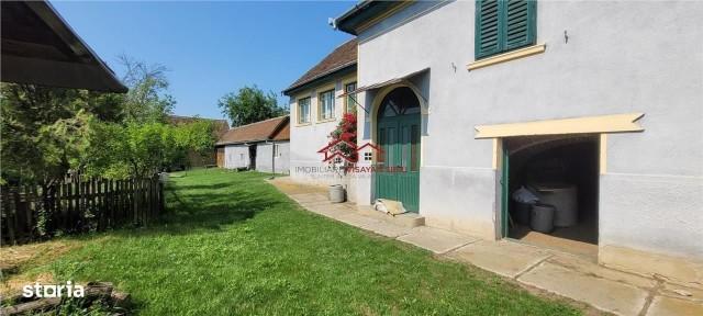 casa sat Sangatin, jud.Sibiu, cu teren1.93 Ha,comision 0