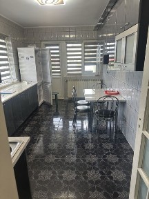 Inchiriez apartament