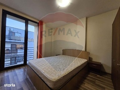 Inchiriez apartament 2 camere decomandate si parcare în Gheorgheni