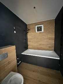 Apartament 3 camere 2 bai decomandat ultrafinisat 73 mp