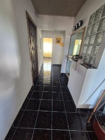 Vând apartament in Vulcan Hunedoara