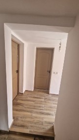 Casa 3 camere renovata