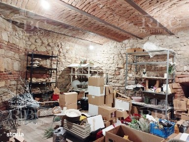 Inchiriere spatiu comercial alimentatie publica in Piata Muzeului