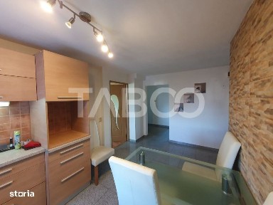 Apartament 3 camere decomandat 80 mp + 2 balcoane zona Teiului