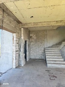 Casa la rosu in Constanta