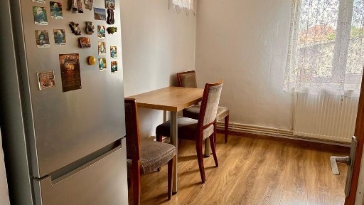 Apartament 3 camere Beiuș, 66 mp, str. Ghe. Pituț, diverse destinații