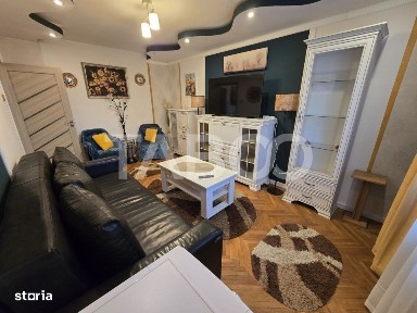 Apartament decomandat 3 camere balcon pivnita lift Vasile Aaron Sibiu