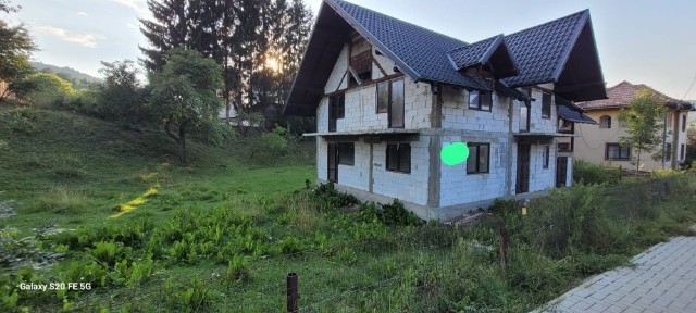 Casa de vanzare Voronet, Gura Humorului