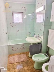 De inchiriat apartament cu 4 camere - Spl. Campionilor