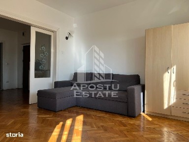 Apartament cu 4 camere, 2 bai în Piața Unirii, Timișoara