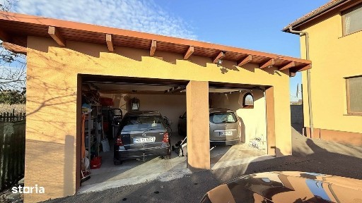 Casa de vanzare cu 4 camere, 4 bai, teren 1540mp - Sangeorgiu de Mures