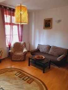 Închiriez apartament cu 2 camere în Sinaia, Cartier Furnica