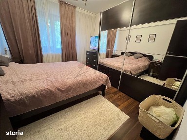 Vanzare apartament cu 3 camere - Podu Ros