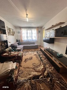 De vanzare aparament 3 camere si balcon, mobilat, etaj 1, boxa 59000e