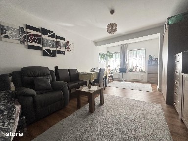 Refugiu urban cu personalitate - Casa cu mansarda si crama amenajata -
