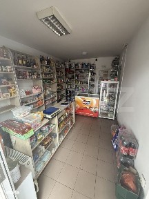 Spatiu comercial multifunctional, 52 mp, zona Burdujeni
